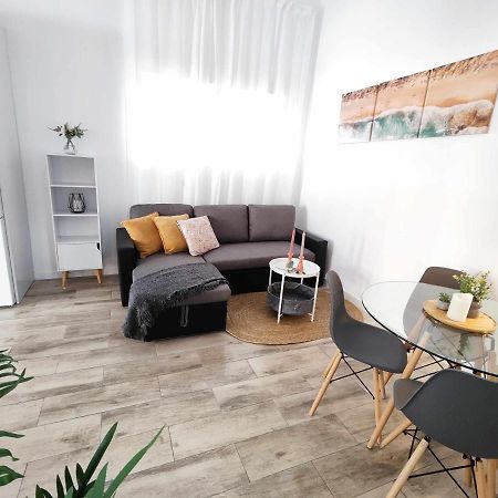 La Victoria Suites Málaga Extérieur photo