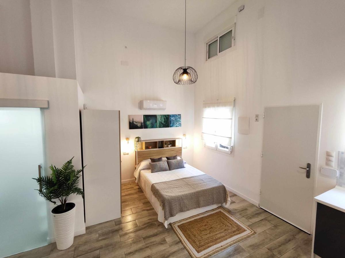La Victoria Suites Málaga Extérieur photo