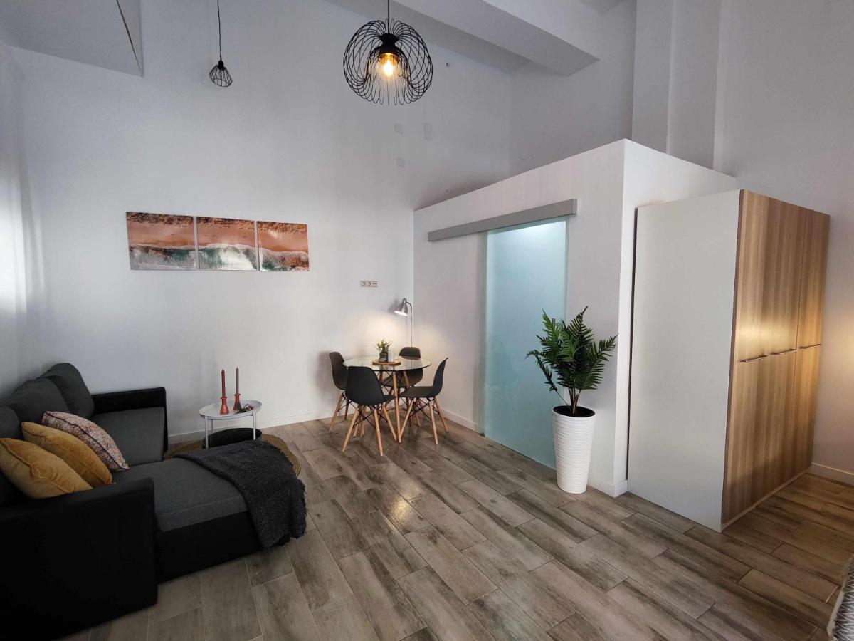 La Victoria Suites Málaga Extérieur photo