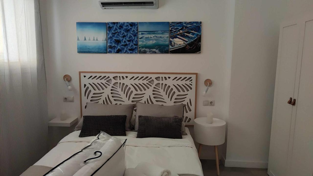 La Victoria Suites Málaga Extérieur photo