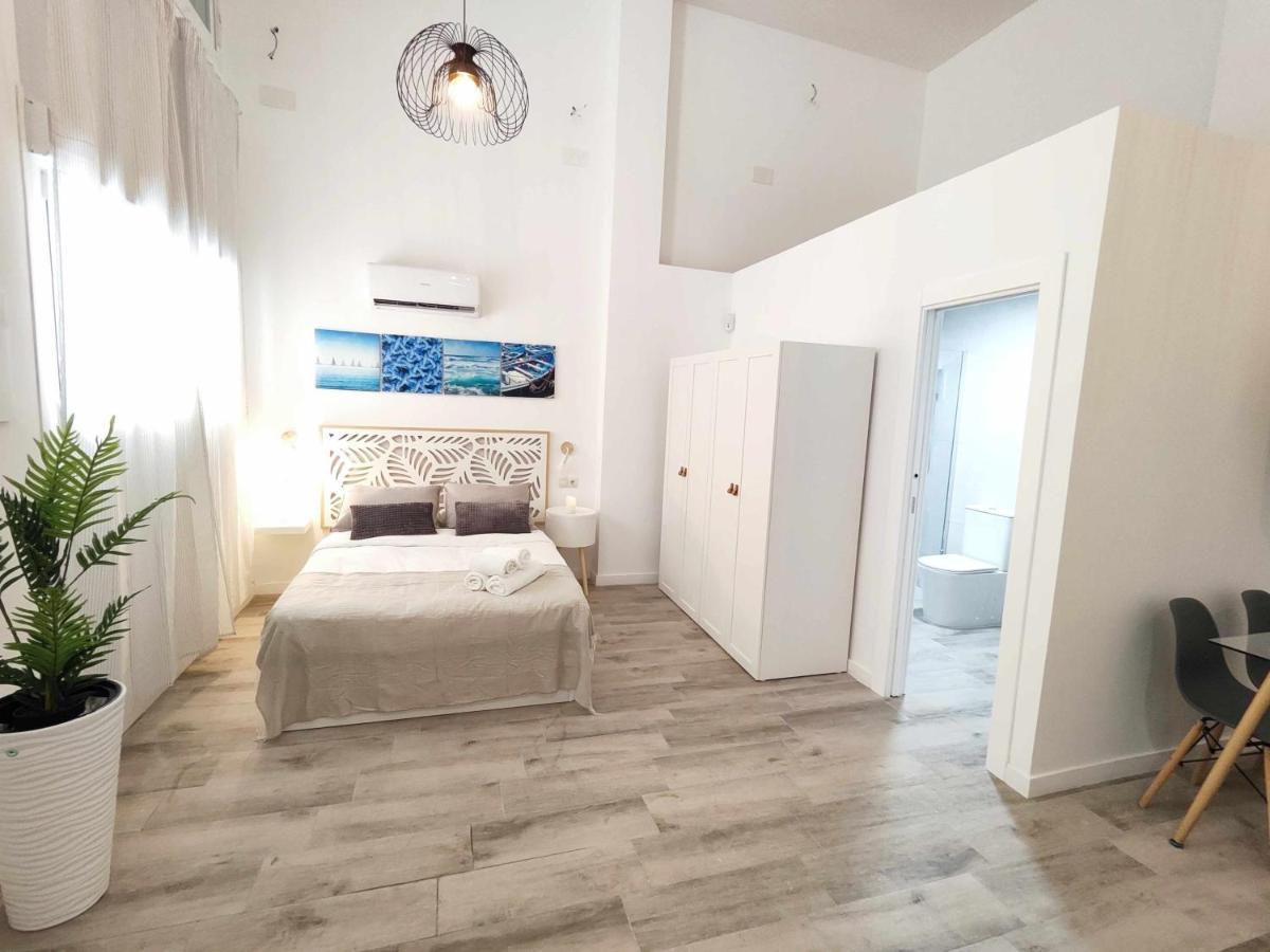 La Victoria Suites Málaga Extérieur photo