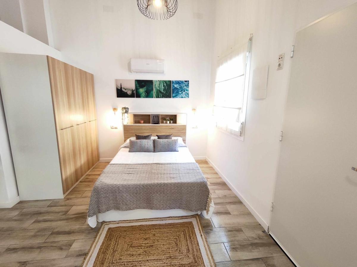 La Victoria Suites Málaga Extérieur photo