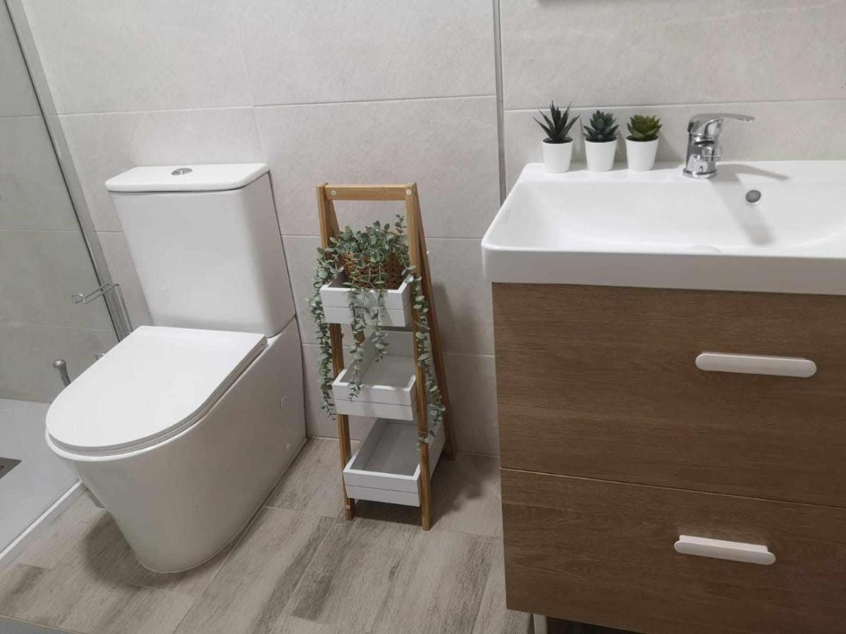 La Victoria Suites Málaga Extérieur photo