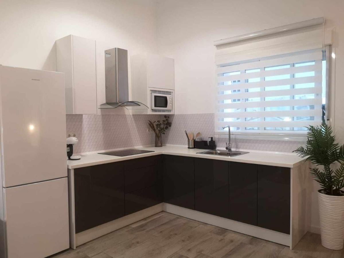 La Victoria Suites Málaga Extérieur photo